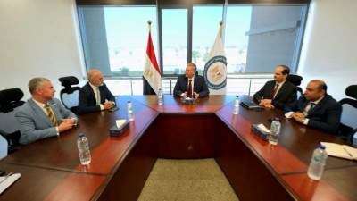 وزير البترول والثروة المعدنية يبحث مع إكسون موبيل العالمية آليات تنفيذ مذكرة التفاهم لربط اكتشافات الشركة في قبرص بالبنية التحتية المصرية