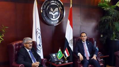 الرئيس التنفيذي للهيئة العامة للاستثمار والمناطق الحرة وسفير جمهورية باكستان لدى مصر يبحثان سبل تعزيز التعاون الاستثماري بين البلدين