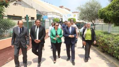 اللجنة الطبية العليا والاستغاثات بمجلس الوزراء تنظم قافلة طبية شاملة بمحافظة الشرقية بالتعاون مع مؤسسة بنك الشفاء المصري