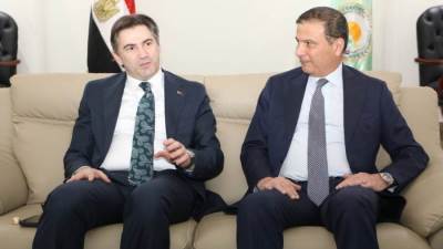 وزير الزراعة يلتقي نائب وزير الزراعة والغابات التركي والوفد المرافق له لبحث التعاون المشترك وتعزيز الاستثمار الزراعي بين البلدين