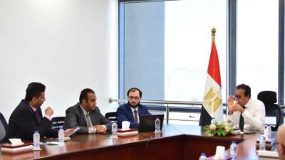 رئيس الوزراء يتابع مستجدات الموقف التنفيذي للمعهد القومي للأورام الجديد بالشيخ زايد "مستشفى 500500"