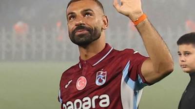 محمد صلاح على دكة بدلاء طرابزون سبور أمام قاسم باشا بالدوري التركي