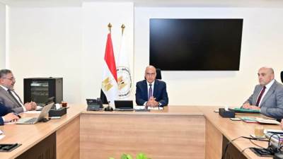 سويلم يتابع الموقف التنفيذي لمشروع "دعم تحديث إدارة الموارد المائية بقطاع الزراعة في مصر"