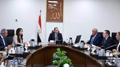 رئيس مجلس الوزراء يتابع الموقف التنفيذي لتطوير وتنمية منطقة الساحل الشمالي الغربي
