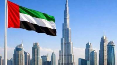 الإمارات: وقف جميع الأنشطة والتبادلات التجارية والمعاملات المالية مع إيران