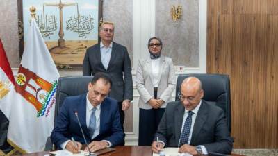 وزير البترول والثروة المعدنية ومحافظ الوادي الجديد يشهدان توقيع بروتوكول إنشاء أول مدرسة تكنولوجيا تطبيقية متخصصة في التعدين والخامات الفوسفاتية على مستوى الجمهورية