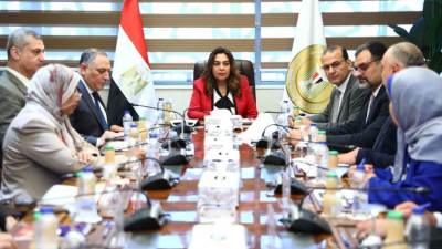 وزيرة التنمية تتابع إجراءات تفعيل العمل بالقرار الجمهوري رقم 96 لسنة 2023 بمراجعة واعتماد الحدود الإدارية للمحافظات 