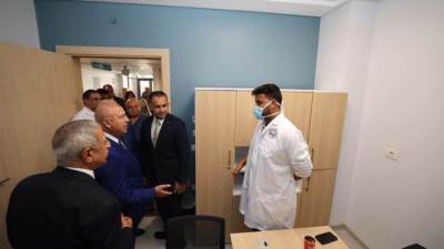 وزير النقل يتفقد فرع الأكاديمية العربية للعلوم والتكنولوجيا والنقل البحري بمدينة العلمين الجديدة