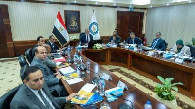 البترول: تطوير معامل تكرير السويس وزيادة ضخ الخام أولوية لزيادة الإنتاج وتعظيم الاستفادة من كل برميل 