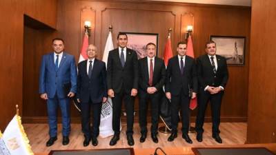 وزير الشباب ومحافظ بورسعيد يوقعان بروتوكولًا لاستغلال الأراضي غير المستغلة بالمنشآت الرياضية