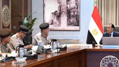 رئيس الوزراء يتابع موقف المشروعات الجاري تنفيذها من خلال الهيئة الهندسية للقوات المسلحة بالتعاون مع الوزارات والجهات الحكومية