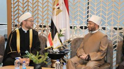 وزير الأوقاف في لقائه بمفتي موسكو يثمن الاهتمام الرسمي في الاتحاد الروسي بالمسلمين ومقارهم 
