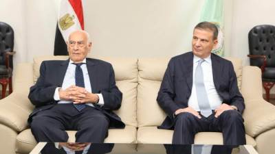 وزير الزراعة يلتقي وفدًا علميًا ألمانيًا من جامعة ميونيخ التقنية لبحث تكنولوجيات تطوير أنظمة الإنتاج الحديثة والزراعة العمودية للقمح