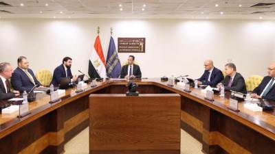 وزير الاتصالات: مصر منفتحة على الشراكات الدولية لتعزيز مكانتها كمركز إقليمي لصناعة مراكز البيانات