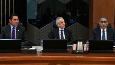 وزير الشباب والرياضة يستعرض تقريراً حول إنجازات مشاركة البعثة الأولمبية المصرية بدورة ألعاب البحر المتوسط "تارانتو 2026"