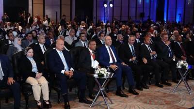 وزير الطيران المدني يفتتح المؤتمر الطبي الرابع لمستشفى مصر للطيران.. وتسليم شهادة تجديد اعتماد «GAHAR» للمستشفى