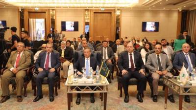 رئيس هيئة تنمية الصعيد يشارك في فعاليات الدورة السابعة لمؤتمر ومعرض "مصر الدولي للدواجن والصناعات الغذائية وإضافات الأعلاف" 
