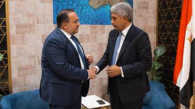 وزير السياحة يلتقي وزير السياحة القبرصي لبحث التعاون المشترك في مجال السياحة ودفع الحركة السياحية الوافدة