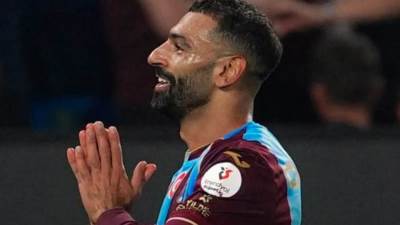 محمد صلاح يقود طرابزون سبور لاكتساح غلطة سراي برباعية في الدوري التركي