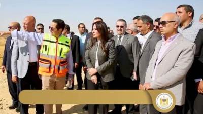 الإسكان: تسليم أول 10 أفدنة خالية من المخلفات ضمن مشروع إعادة تدوير مخلفات القاهرة الجديدة