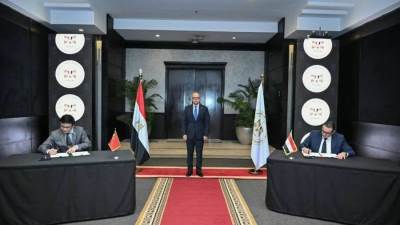 وزير الاستثمار والتجارة الخارجية يشهد توقيع محضر دراسة جدوى تطوير مركز القاهرة الدولي للمؤتمرات بالتعاون مع الصين 