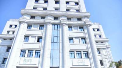 وزير الصحة يتفقد مشروعي تطوير مستشفى أم المصريين وأورام دار السلام.. والطاقة الاستيعابية تقفز إلى مئات الأسرة