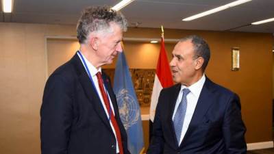 وزير الخارجية يبحث مع مستشار الأمن القومي البريطاني سبل تعزيز العلاقات الثنائية والتطورات الإقليمية