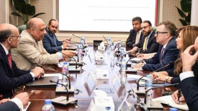 وزيرا الكهرباء والتخطيط يبحثان خطة العمل والتعاون المشترك فى مشروعات تحلية مياه البحر