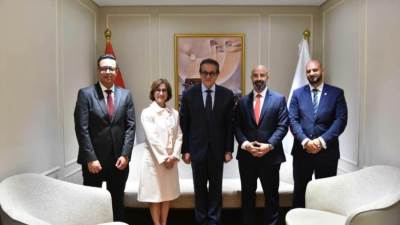 وزير الصحة يبحث مع «فيليبس» تعزيز التعاون وتوطين صناعة الأجهزة الطبية في مصر