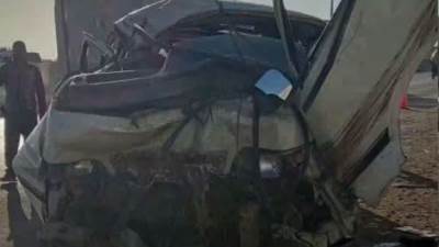 إصابة 11 شخصًا في تصادم ميكروباص ونقل ثقيل بالطريق الزراعي في كفر الدوار