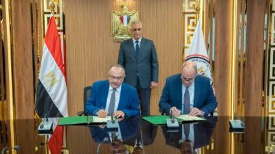 الإنتاج الحربي والمقاولون العرب يوقعان مذكرتي تفاهم لتعزيز التصنيع وفتح آفاق التعاون الصناعي والتسويقي في أفريقيا