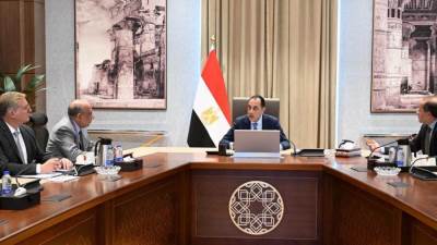 رئيس الوزراء يستعرض محاور جلسة "مسيرة الطاقة المصرية"