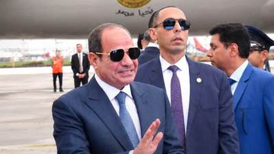 الرئيس السيسي يصل إلى ماليزيا في زيارة رسمية