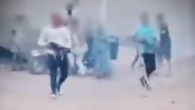 كشف ملابسات فيديو تضمن حدوث مشاجرة بين عدد من الأشخاص باستخدام أسلحة نارية بأسوان