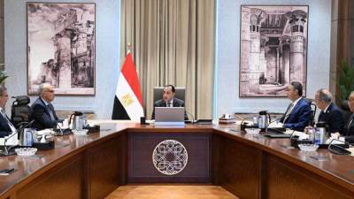 رئيس الوزراء يستعرض محاور جلسة "الأمن الغذائي والمائي: تحديات اليوم وضمانات المستقبل"