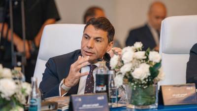 أيمن عامر: الاستثمار العقاري يحقق عوائد تنافسية على المدى الطويل.. والتوازن بين تكلفة التطوير والقدرة الشرائية ضرورة لاستقرار السوق