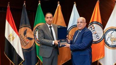 رئيس هيئة الرقابة المالية يستقبل المدير العام لسلطة رقابة التمويل الصغير التونسية