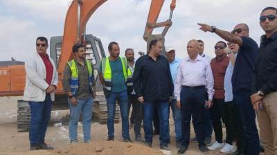 وزيرة الإسكان تتابع موقف تنفيذ عددٍ من مشروعات المرافق وتطوير الخدمات بمدينة الشروق