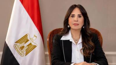 وزيرة الإسكان تتابع موقف مشروع خط انحدار الصرف الصحي من القاهرة الجديدة والتوسعات العمرانية بطريق السويس إلى محطة الجبل الأصفر 