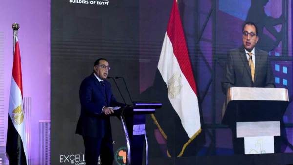 رئيس الوزراء خلال ملتقى بناة مصر