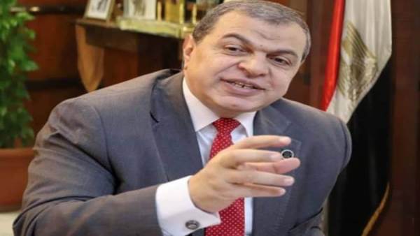 وزير القوى العاملة