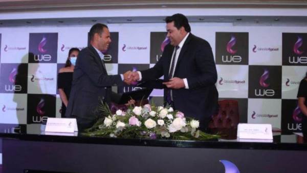 المهندس محمد هاني العسال والمهندس عادل حامد خلال توقيع البروتوكول