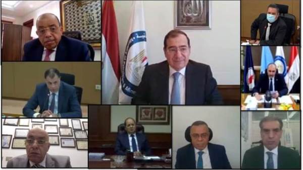 وزير البترول عبر الفيديوكونفرانس