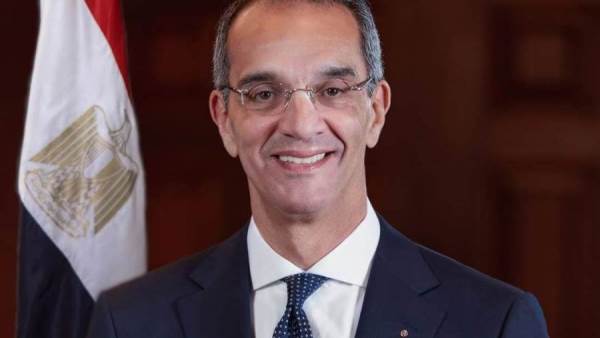 وزير الاتصالات وتكنولوجيا المعلومات