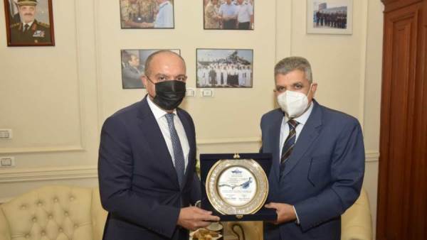رئيس هيئة قناة السويس وسفير الاردن