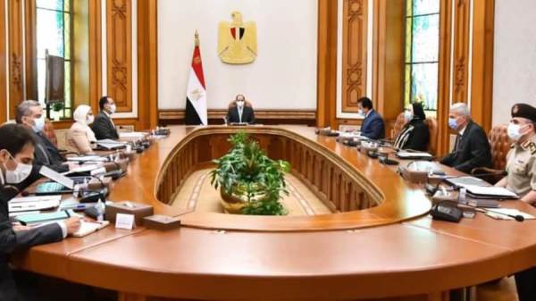 الرئيس السيسي في اجتماعه