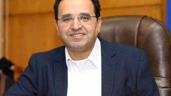 عمرو أبوالعز