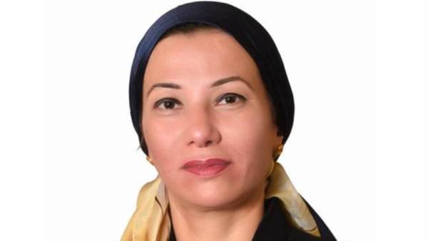 وزيرة البيئة