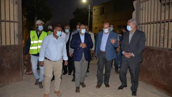 وزير التنمية المحلية في زيارته للأقصر