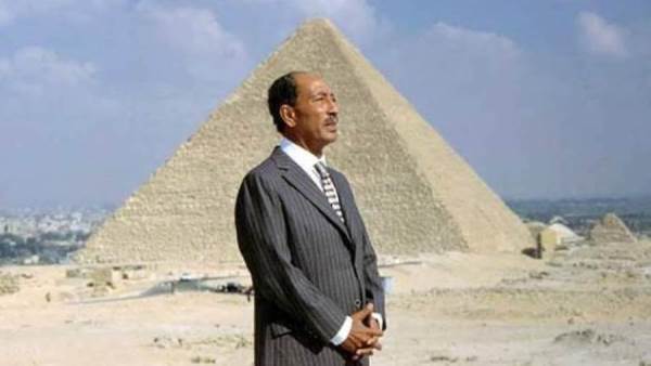 انور السادات